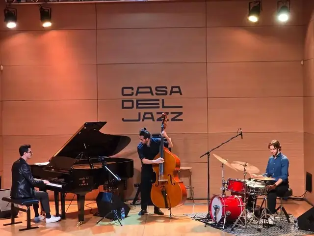 Nugara sul palco della Casa del Jazz di Roma