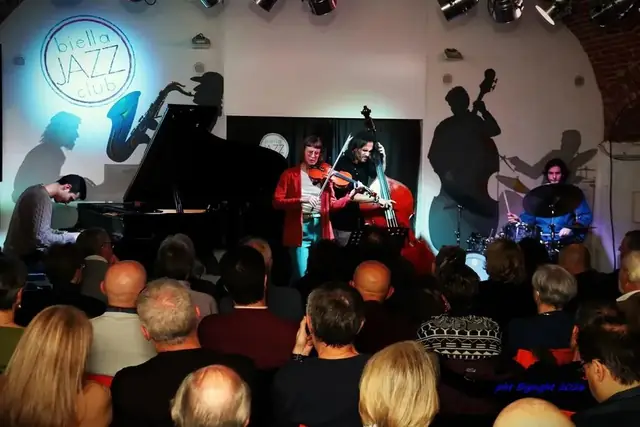 Nugara con il violino ospite al Biella Jazz Club