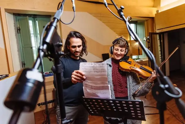 Viden Spassov e Anaïs Drago leggono la partitura in sala di ripresa